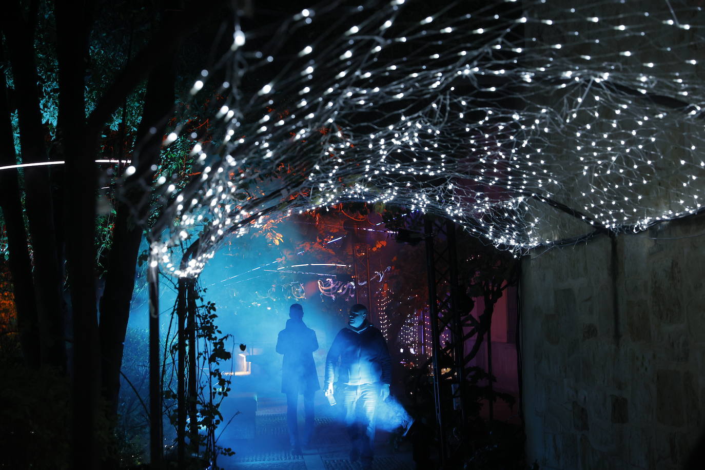 El encanto de la Navidad recala en Salamanca: el jardín mágico del Huerto, en imágenes