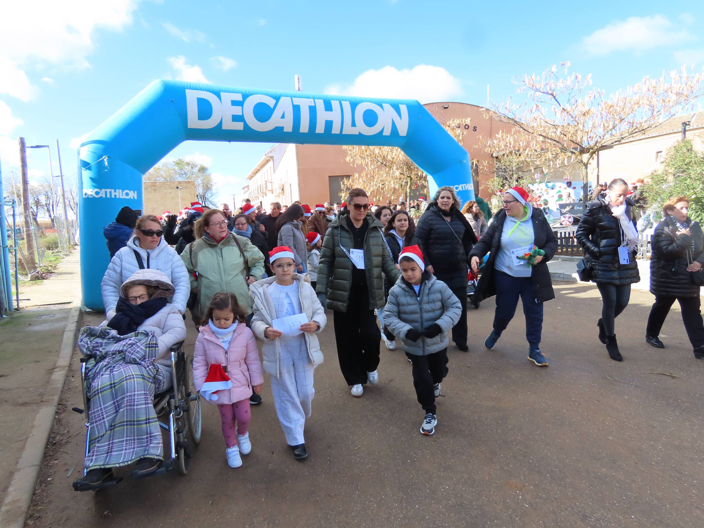 Pasos solidarios con acento navideño en Babilafuente