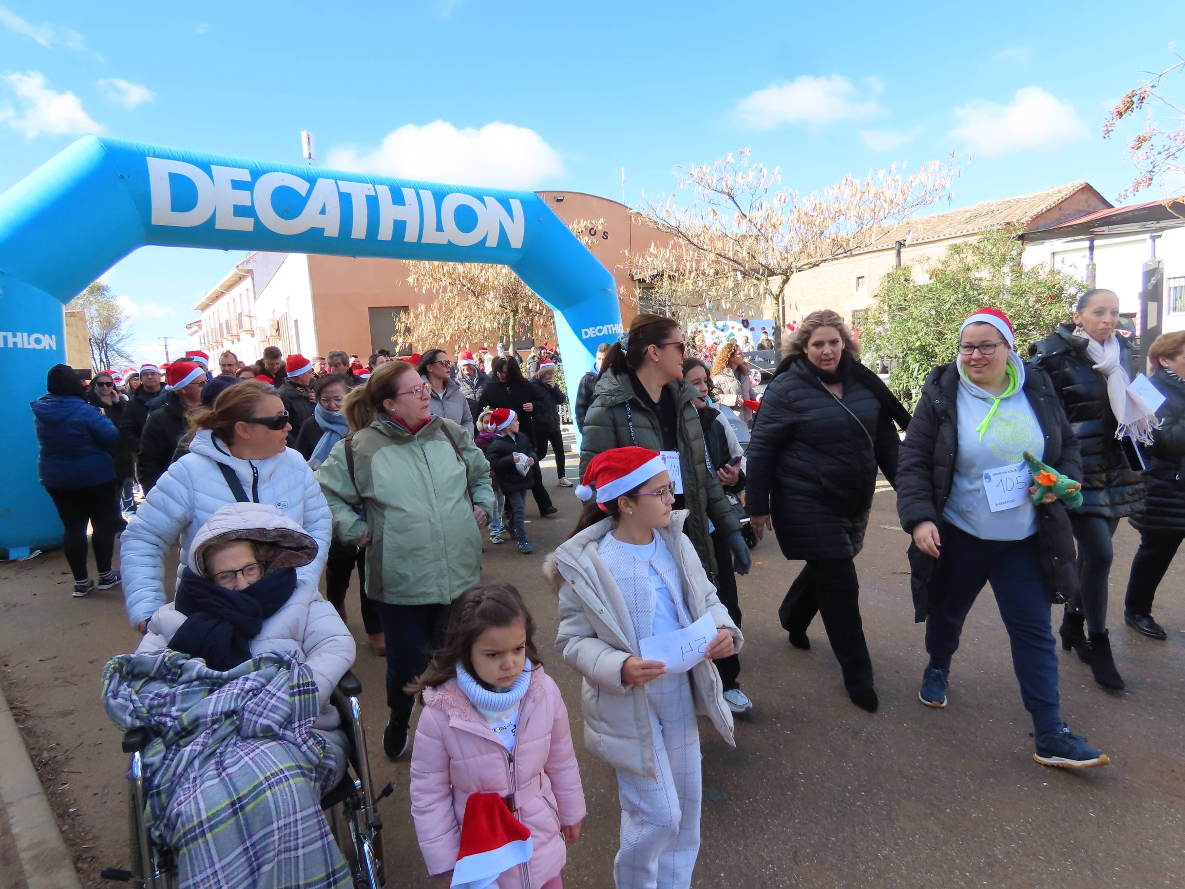 Pasos solidarios con acento navideño en Babilafuente