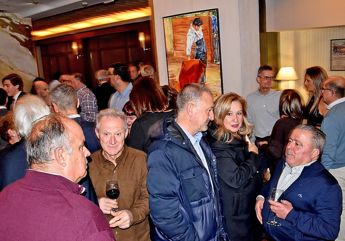 Gran noche taurina en Béjar con buen ambiente y mucha afición