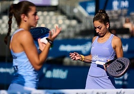 Bea Caldera y Carmen Goenaga, durante la semifinal en Acapulco.