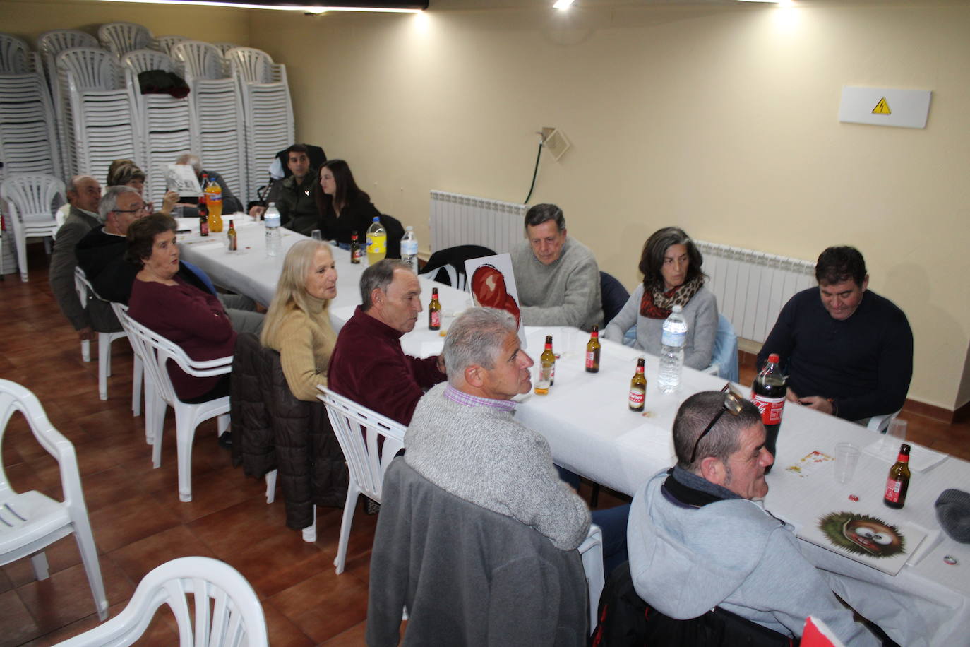 El sabor de las castañas y el chocolate despiden el mes de noviembre en Frades de la Sierra