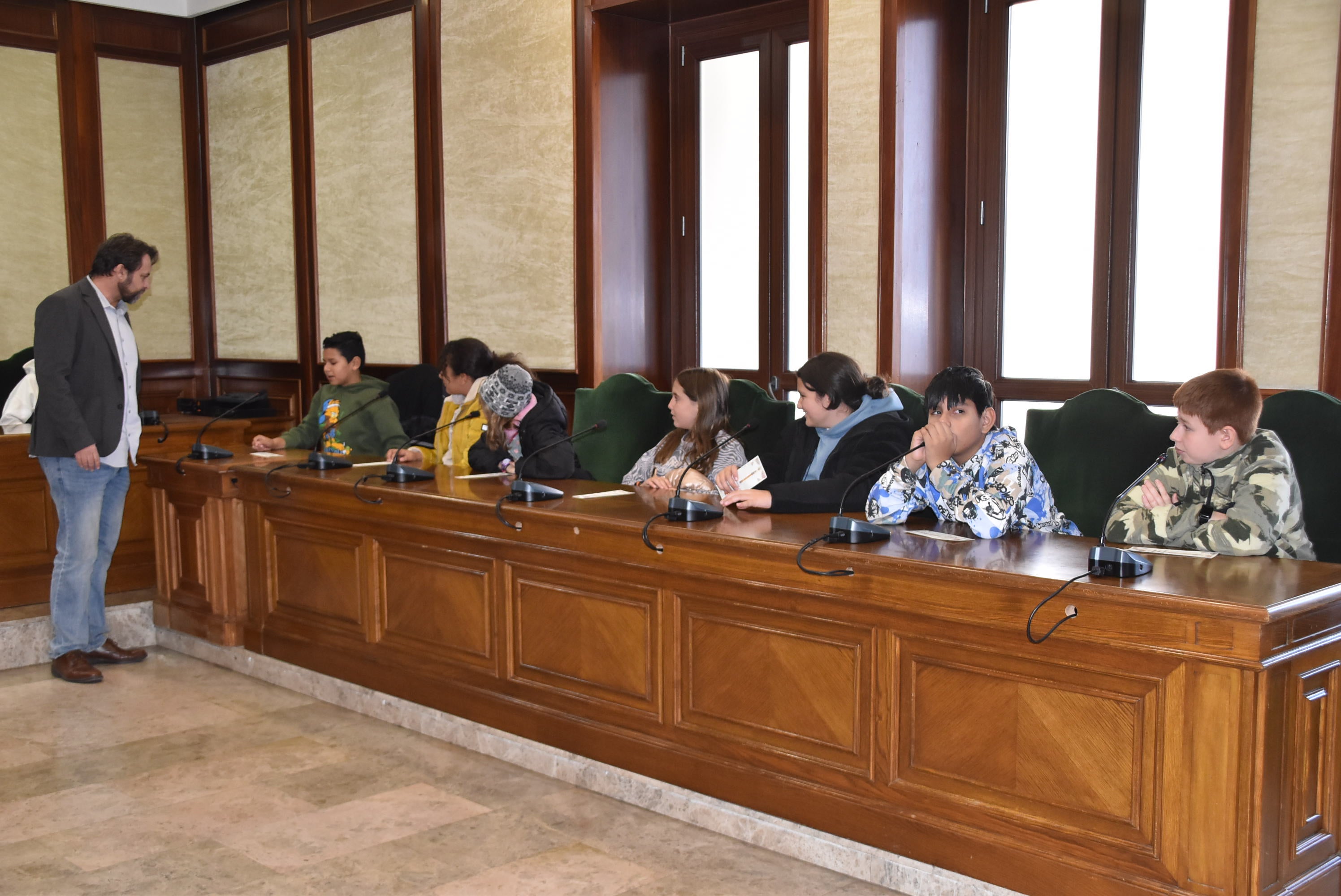 Visita de los colegios al Ayuntamiento de Béjar para conocer su funcionamiento