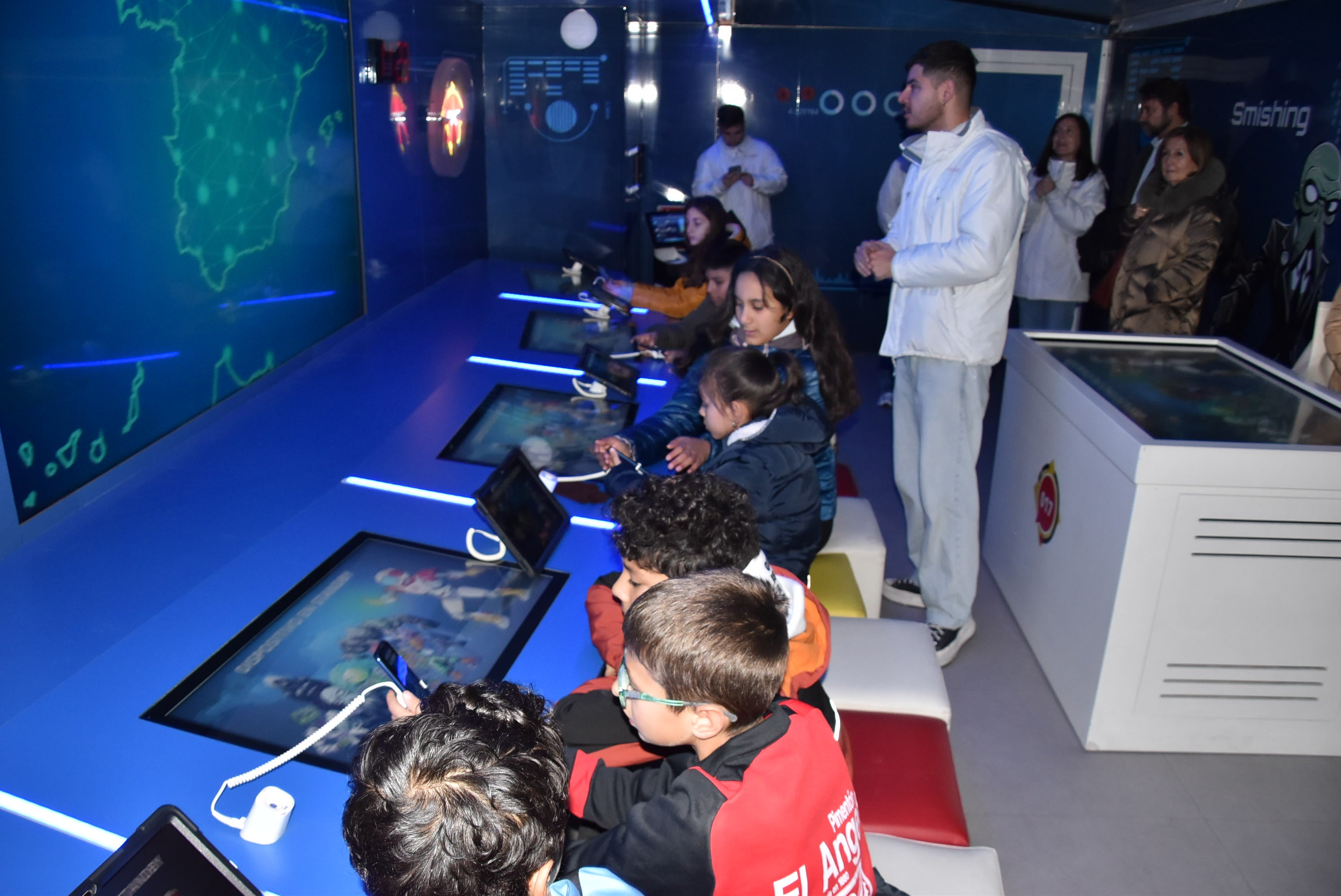 El Gobierno central acerca la ciberseguridad a escolares y ciudadanos de Béjar