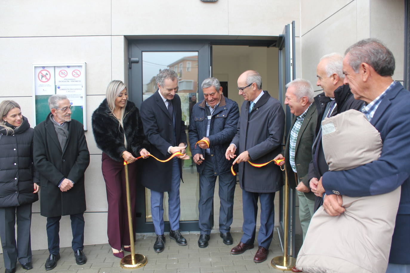 Villarino de los Aires celebra &quot;un servicio público a la altura&quot; con el nuevo centro médico