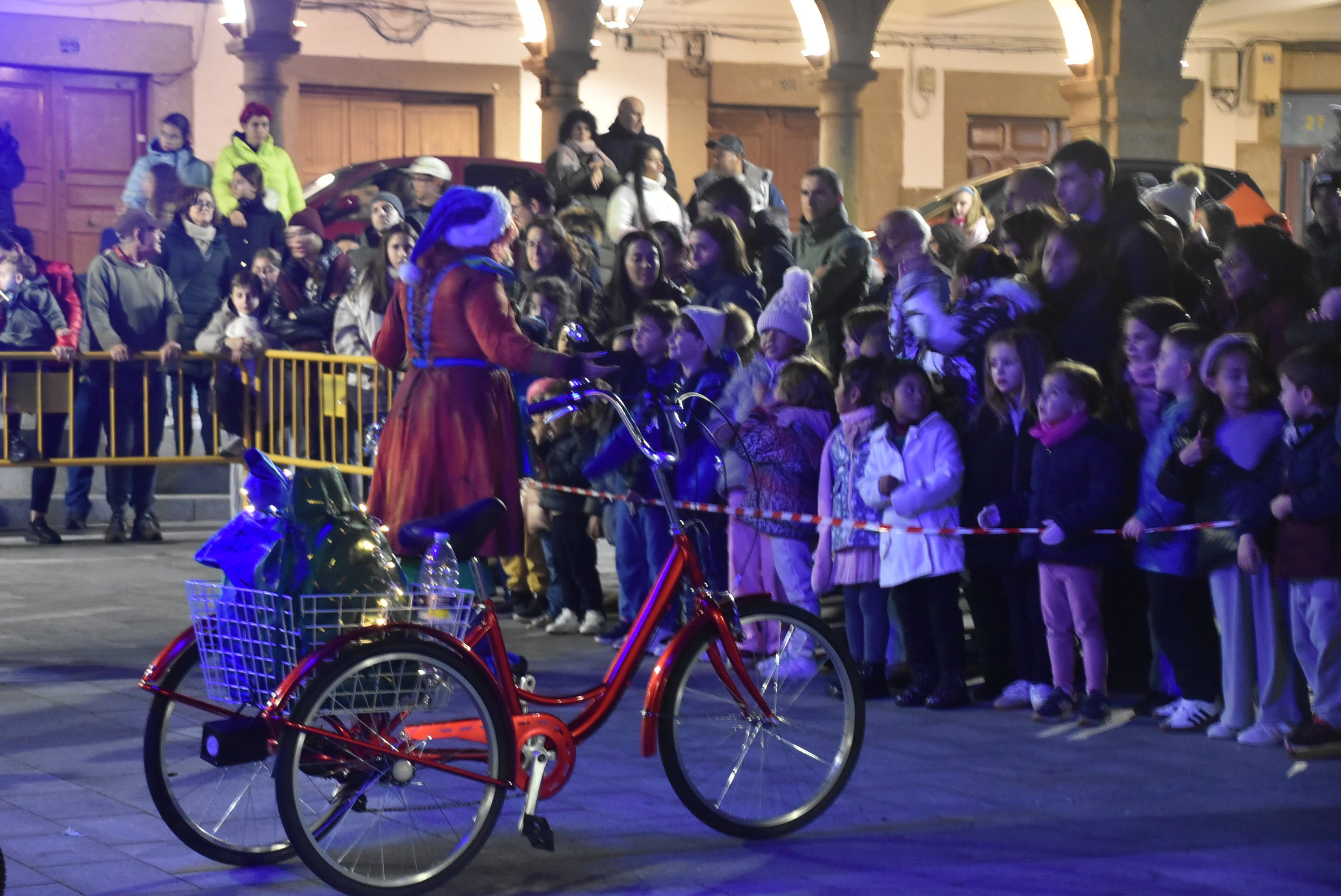 Béjar inicia la Navidad con la inauguración del alumbrado navideño