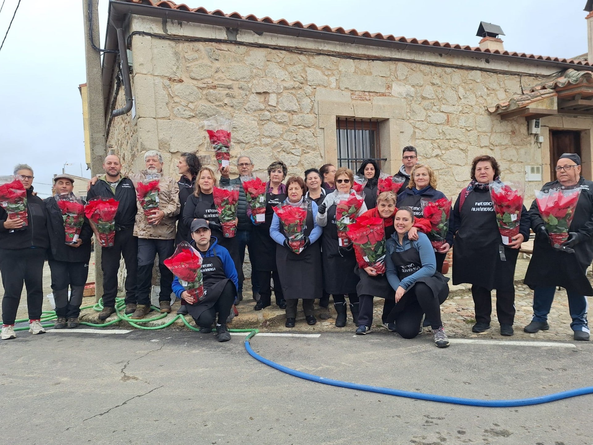 Fresno Alhándiga homenajea a los voluntarios de su matanza tradicional