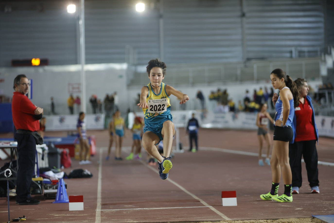 Las imágenes de una gran tarde de atletismo en la Carlos Gil Pérez