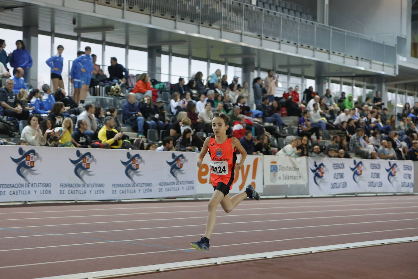 Las imágenes de una gran tarde de atletismo en la Carlos Gil Pérez