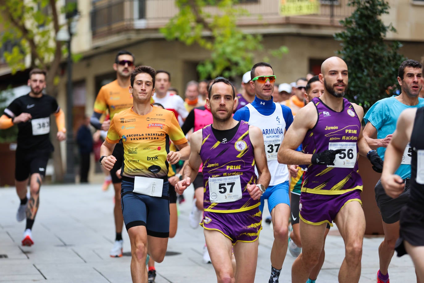 Salamanca corre con sus médicos y Javier Alves y Verónica Sánchez son los más rápidos
