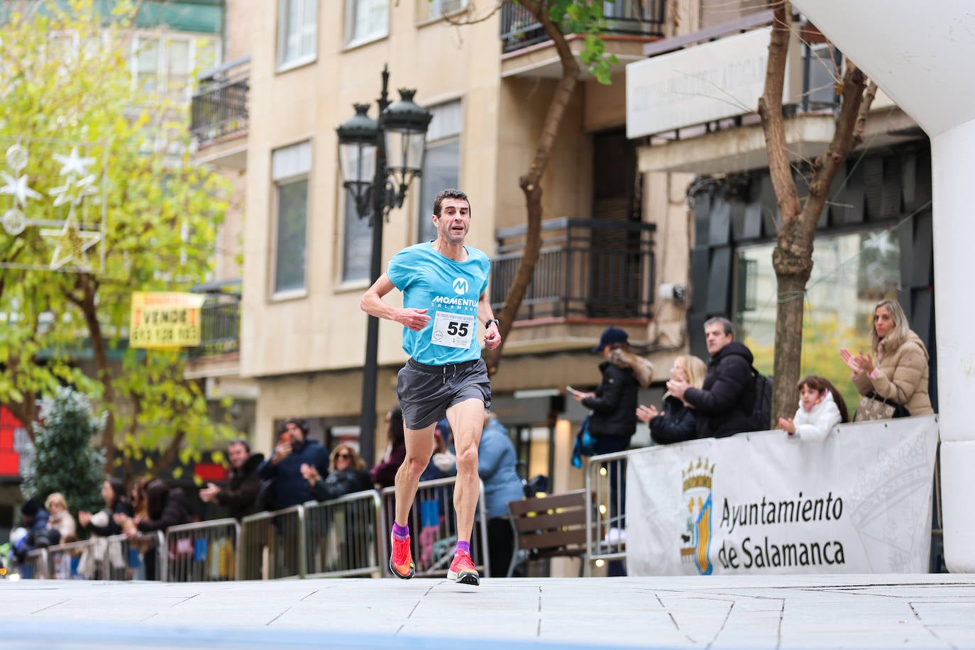 Salamanca corre con sus médicos y Javier Alves y Verónica Sánchez son los más rápidos
