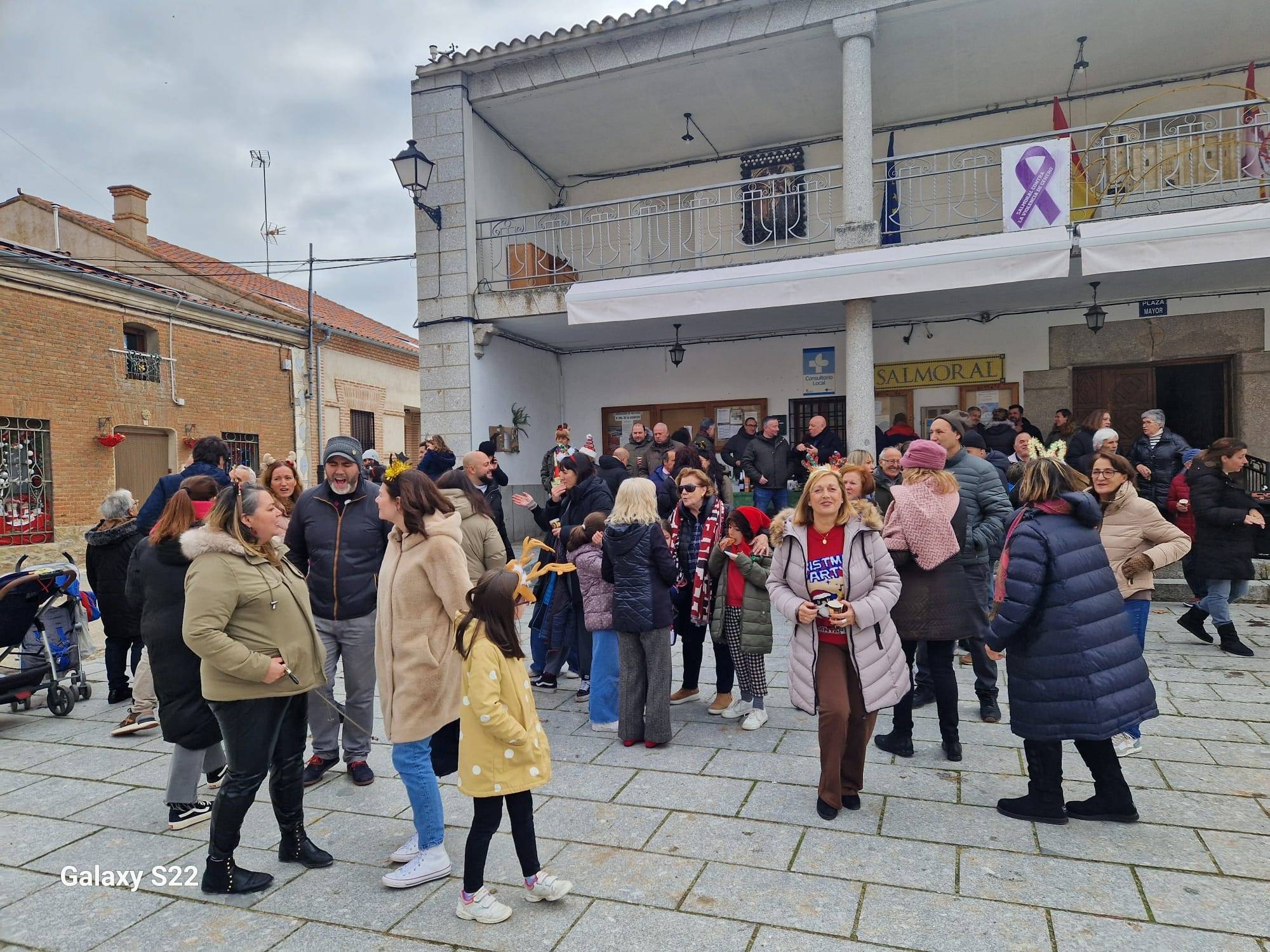 Celebración anticipada del fin de año en Salmoral