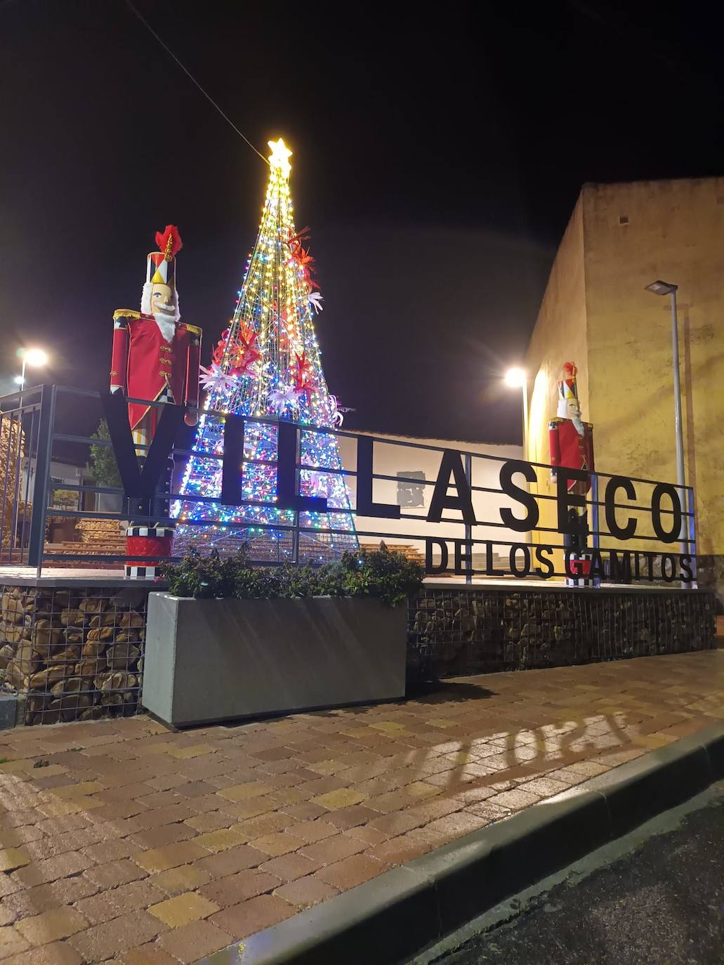 La Navidad deslumbra en Villaseco de los Gamitos