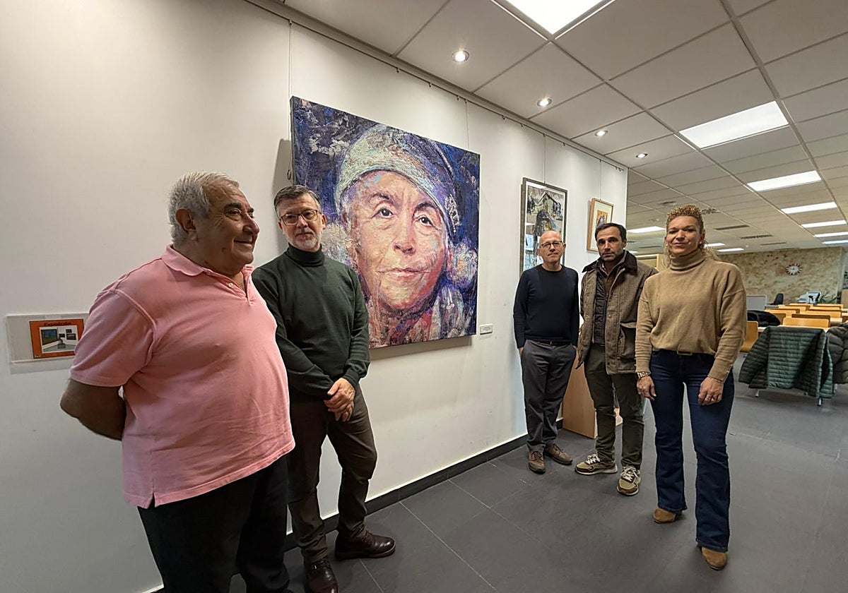 La presentación de la exposición en la biblioteca de Villamayor de Armuña.