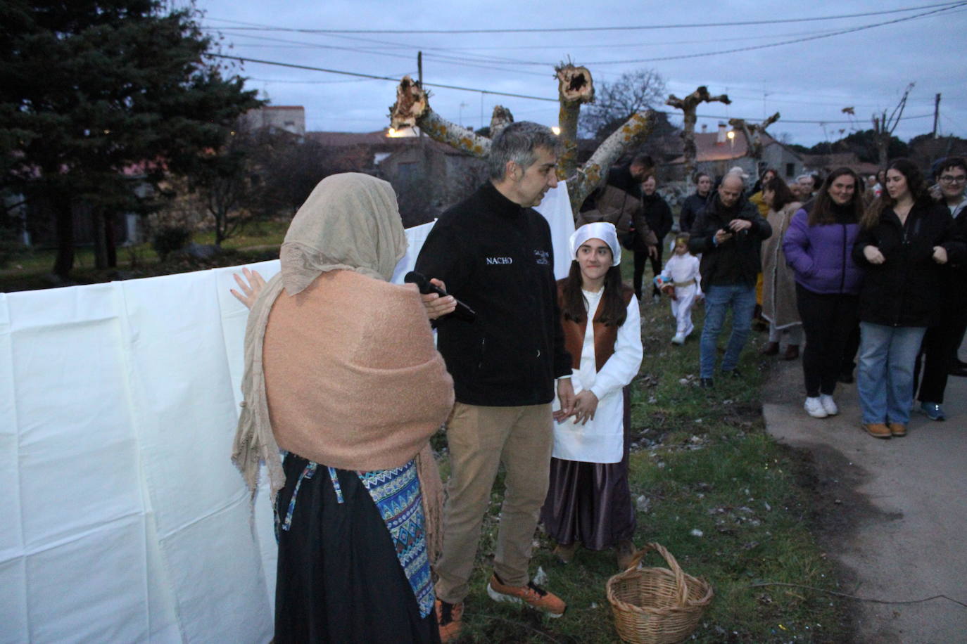 Gallegos de Solmirón celebra un original belén viviente