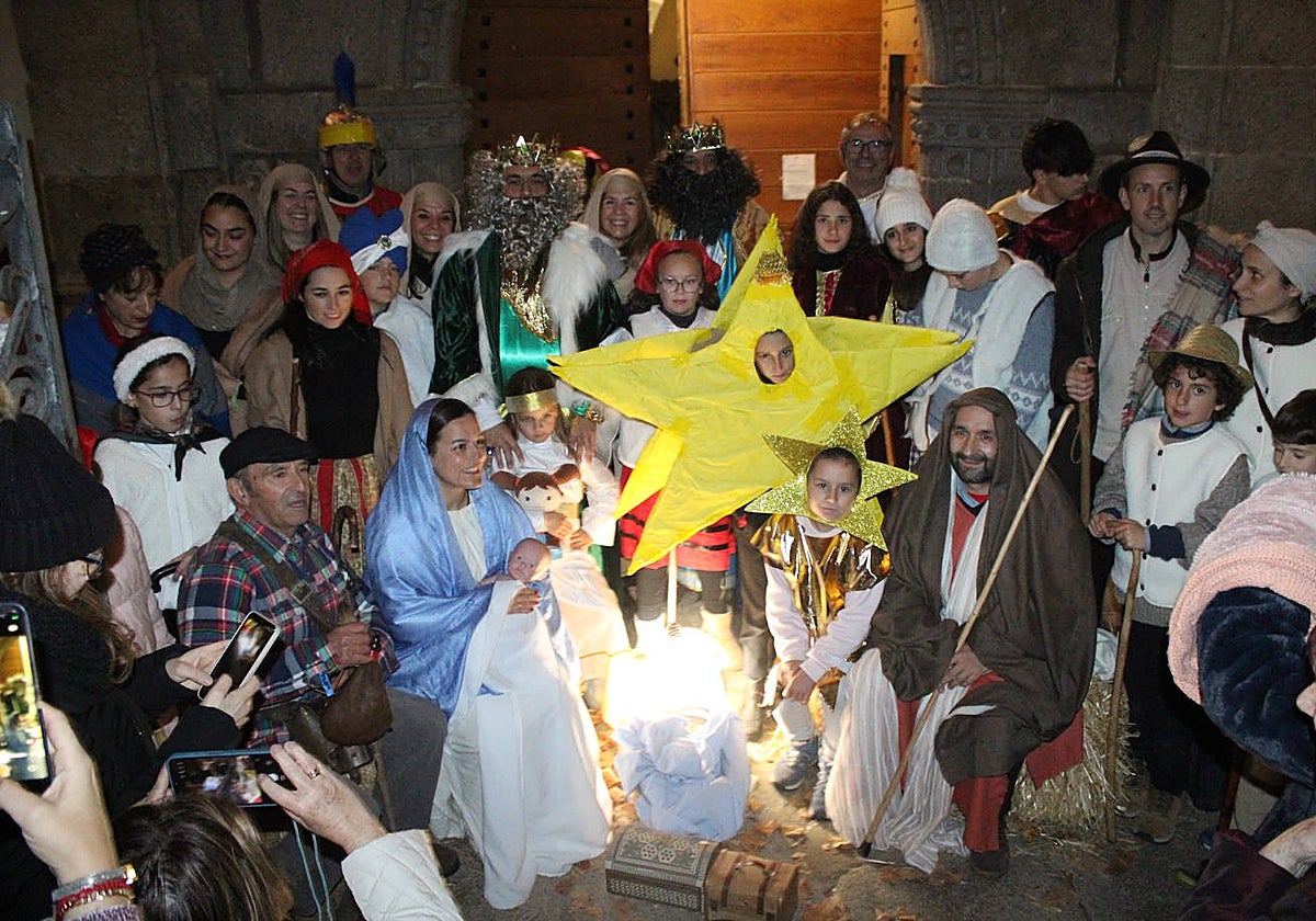 Gallegos de Solmirón celebra un original belén viviente