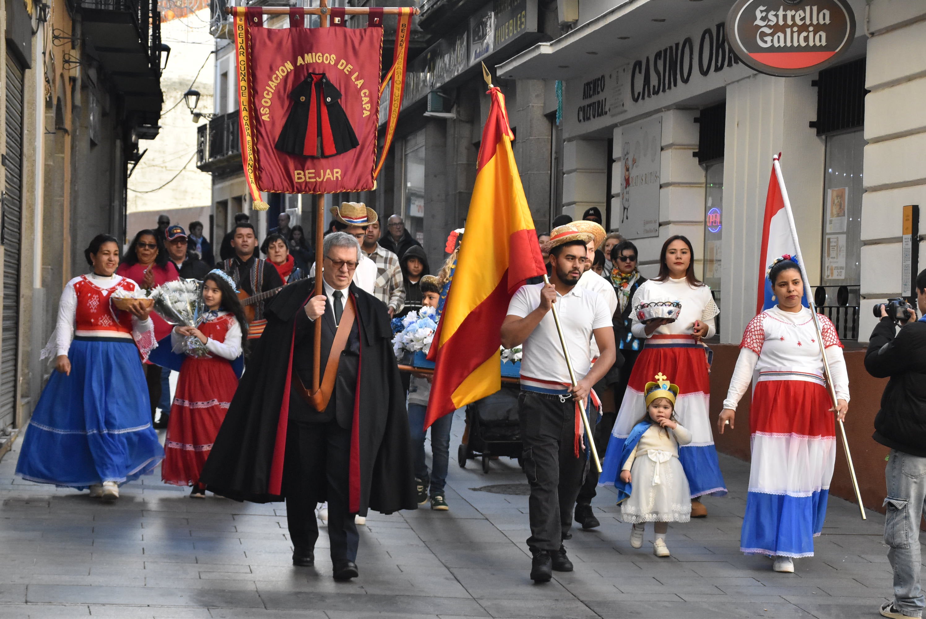 Procesión con la Virgen de Caacupé en Béjar