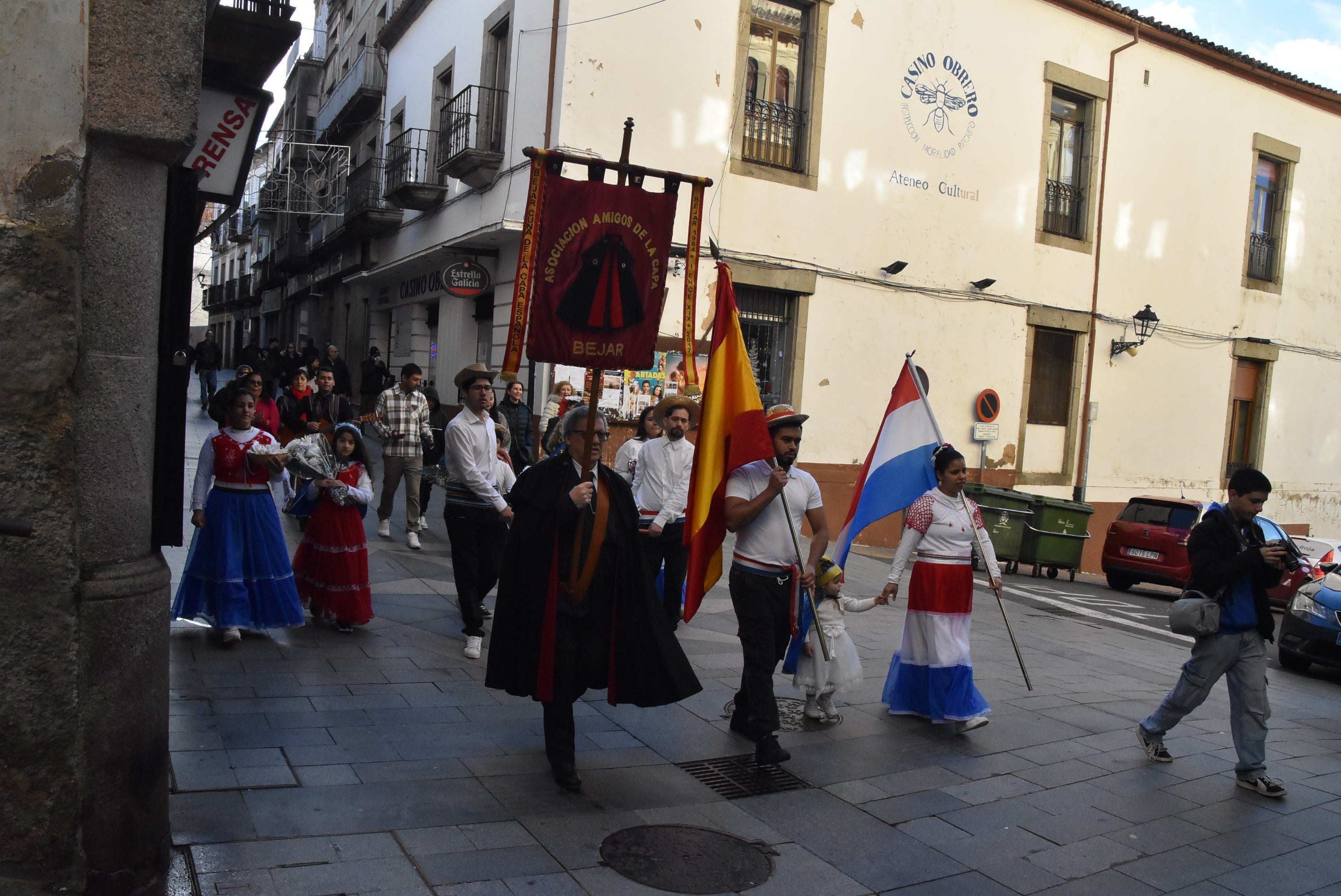 Procesión con la Virgen de Caacupé en Béjar