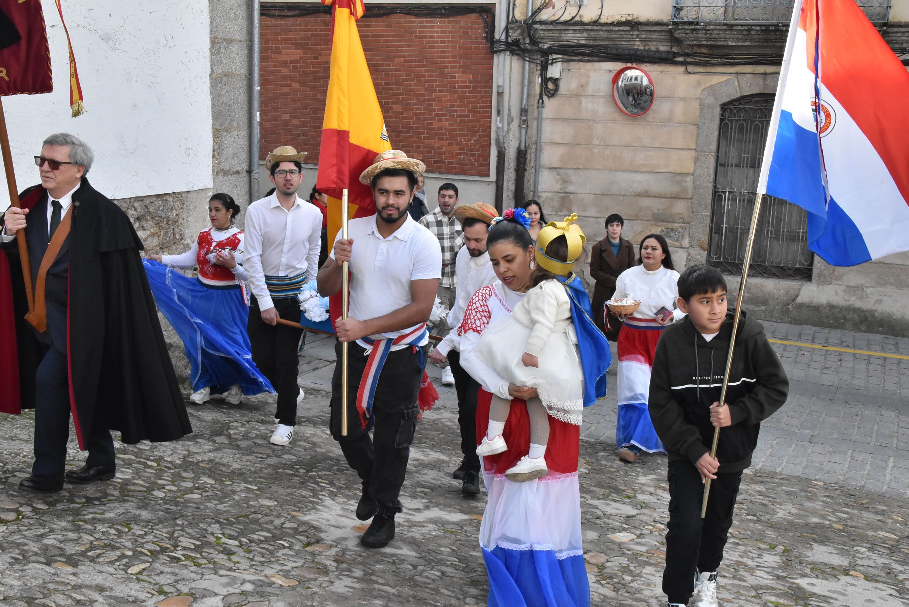 Procesión con la Virgen de Caacupé en Béjar