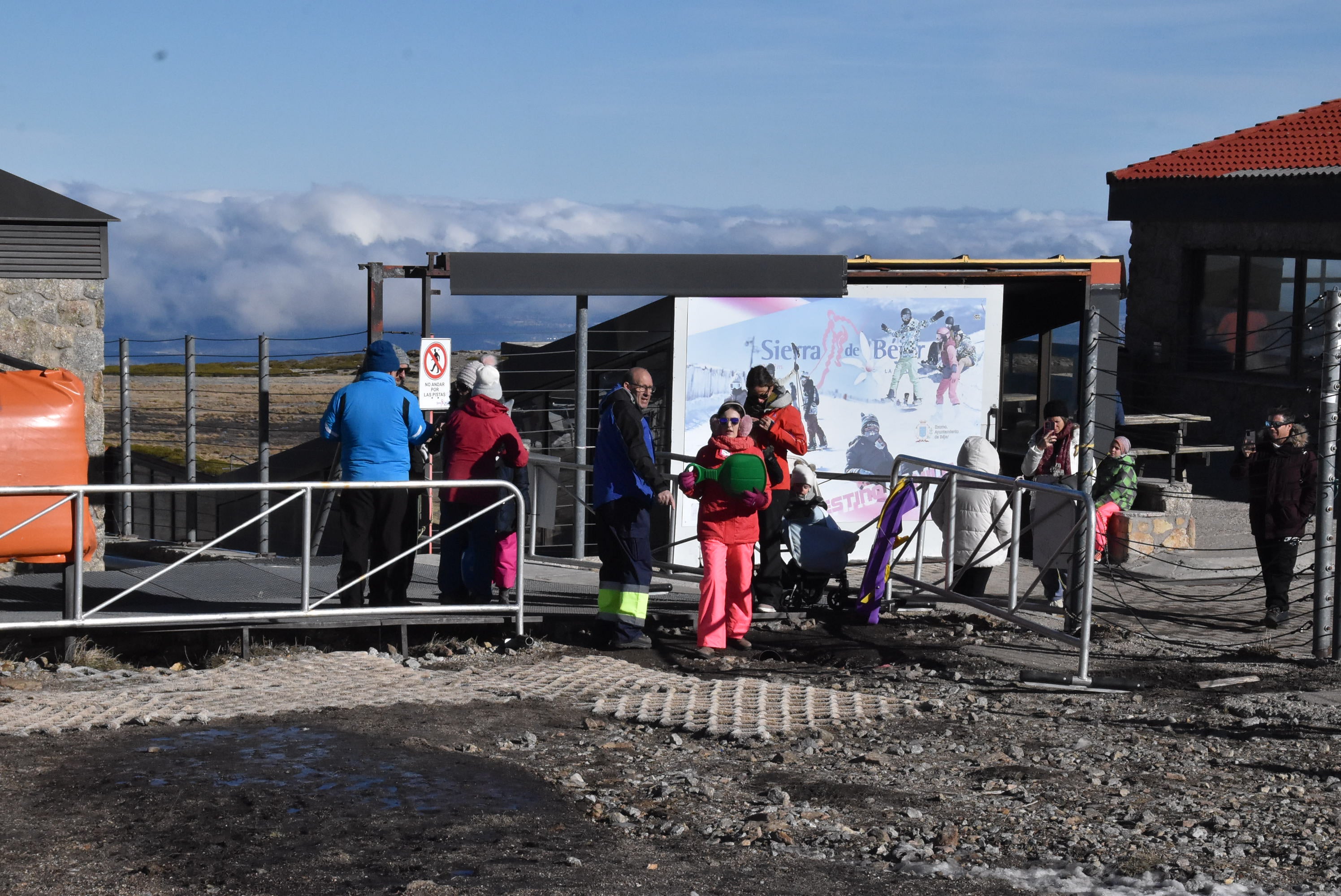 Flojo inicio de temporada en La Covatilla que cerrará las pistas hasta el viernes