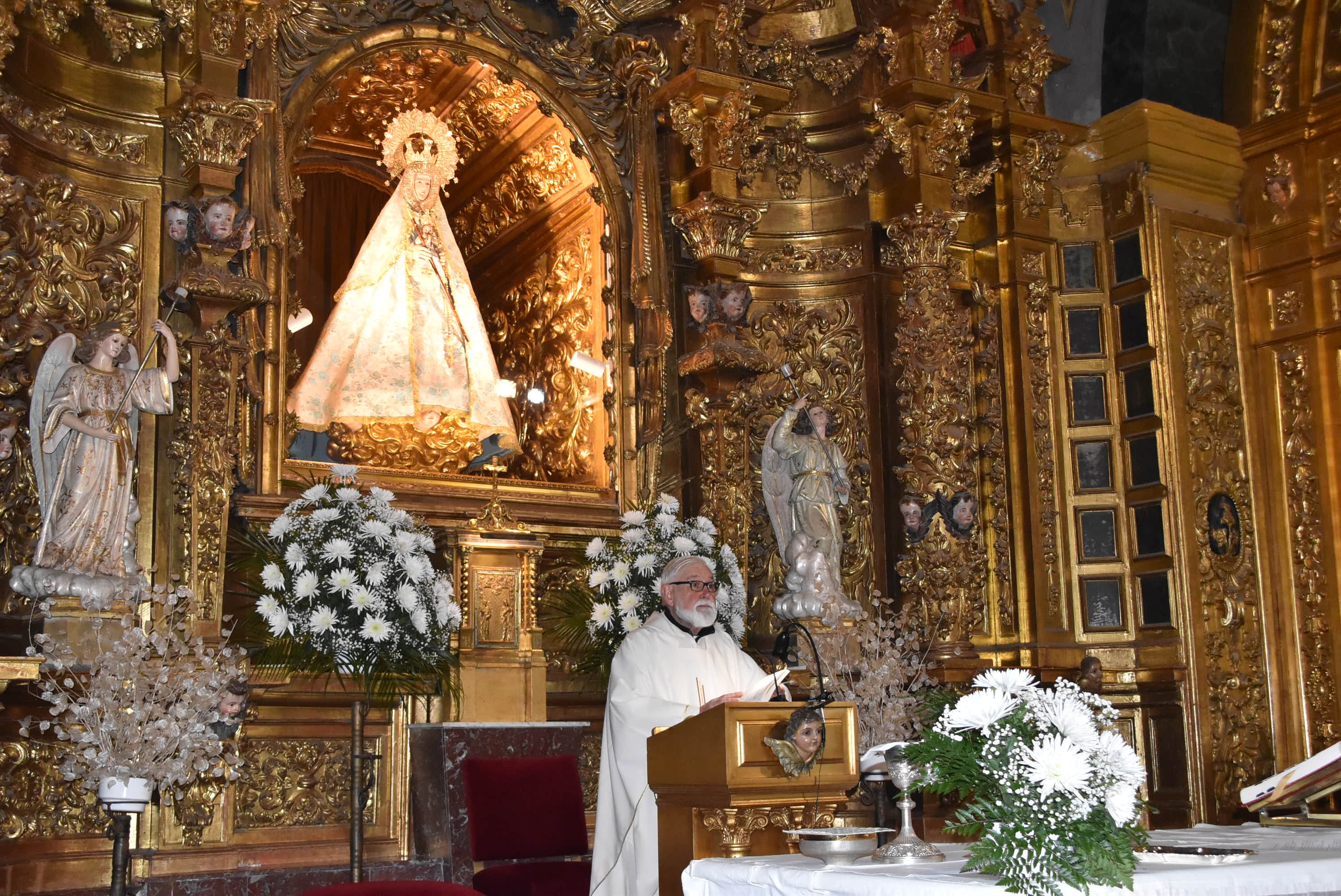 Relevo ante la Virgen del Castañar en Béjar