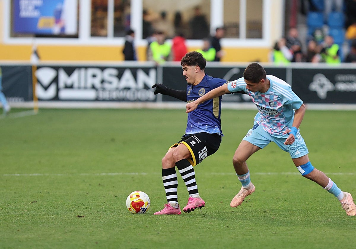 Abde durante el choque de este lunes.