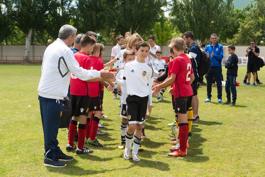 El Valencia gana el Torneo Nacional Alevín de Valvanera