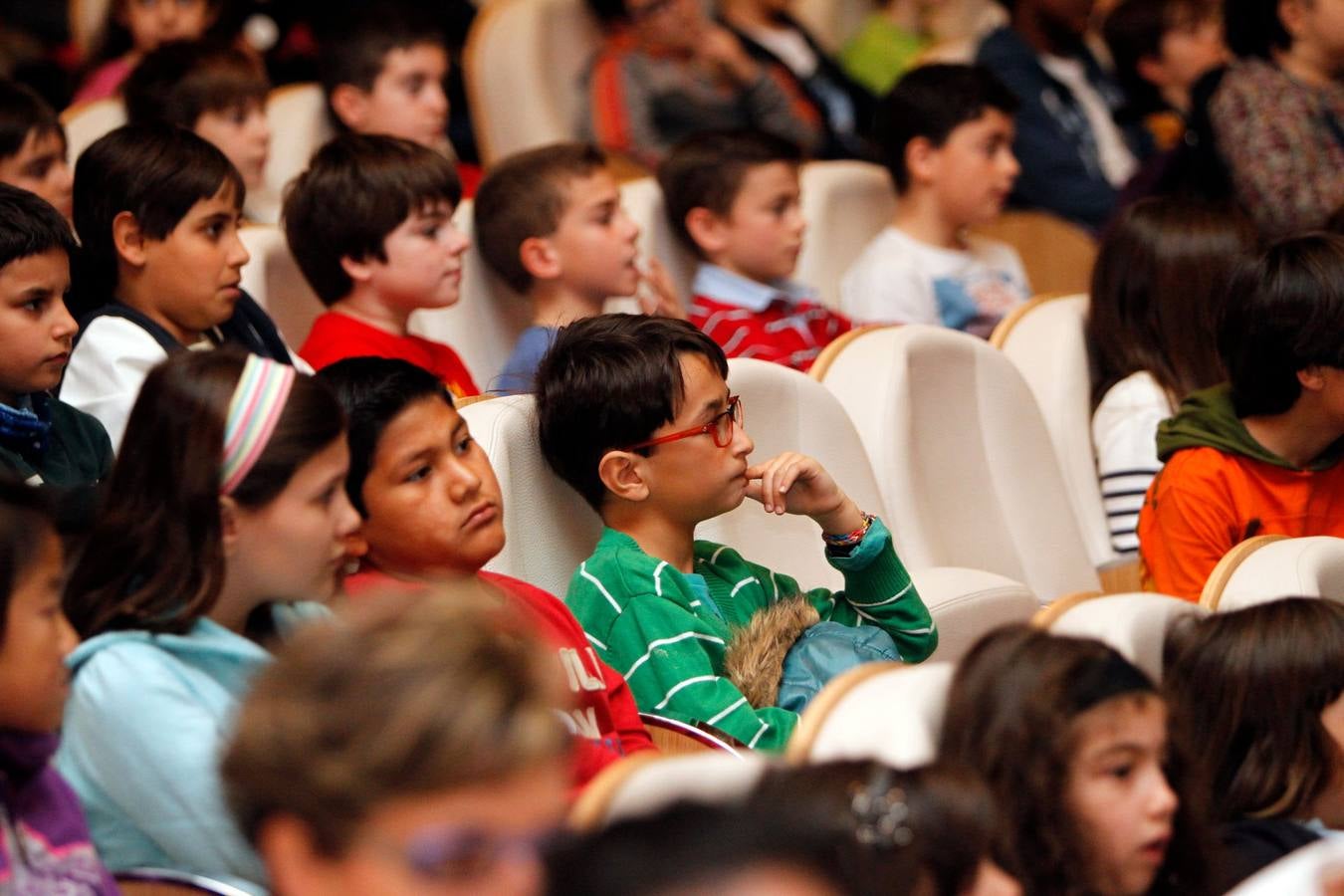 La campaña Mundial por la Educación reune a 800 escolares en el Auditorio