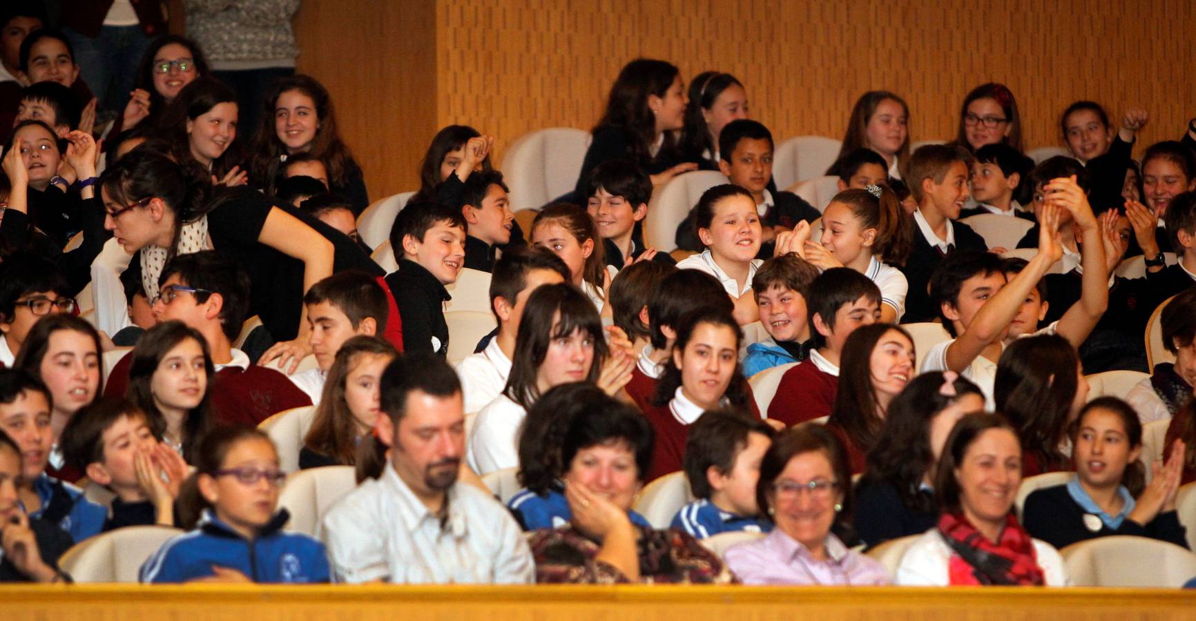 La campaña Mundial por la Educación reune a 800 escolares en el Auditorio