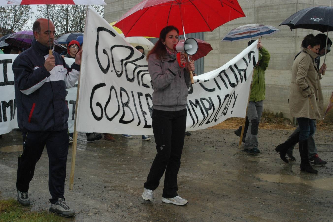 Manifestación de Ochánduri contra su alcalde