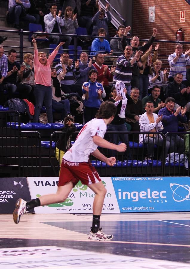 El Naturhouse acaricia la Champions tras vencer al Granollers