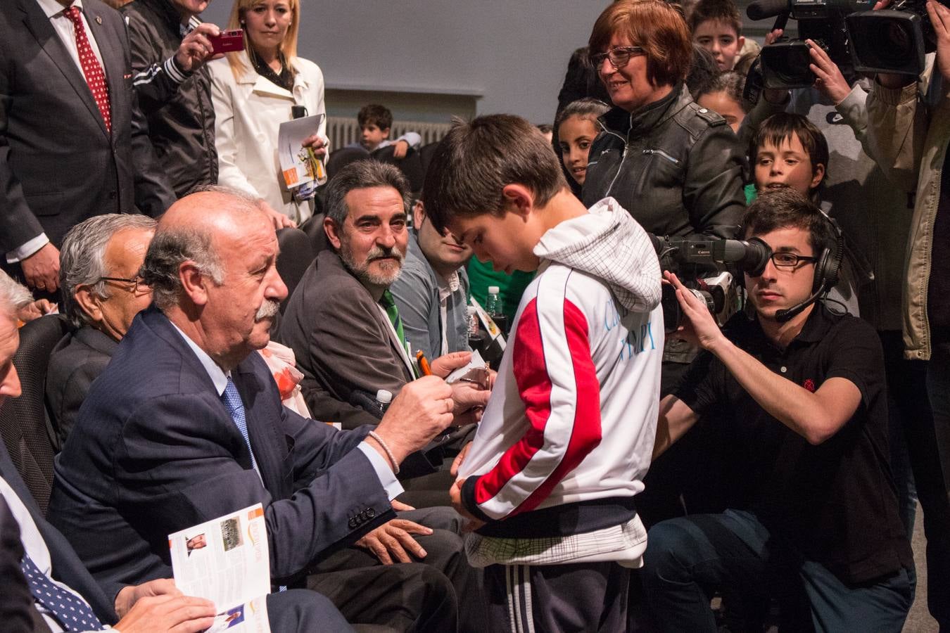 Del Bosque revoluciona Santo Domingo en los Premios del Deporte