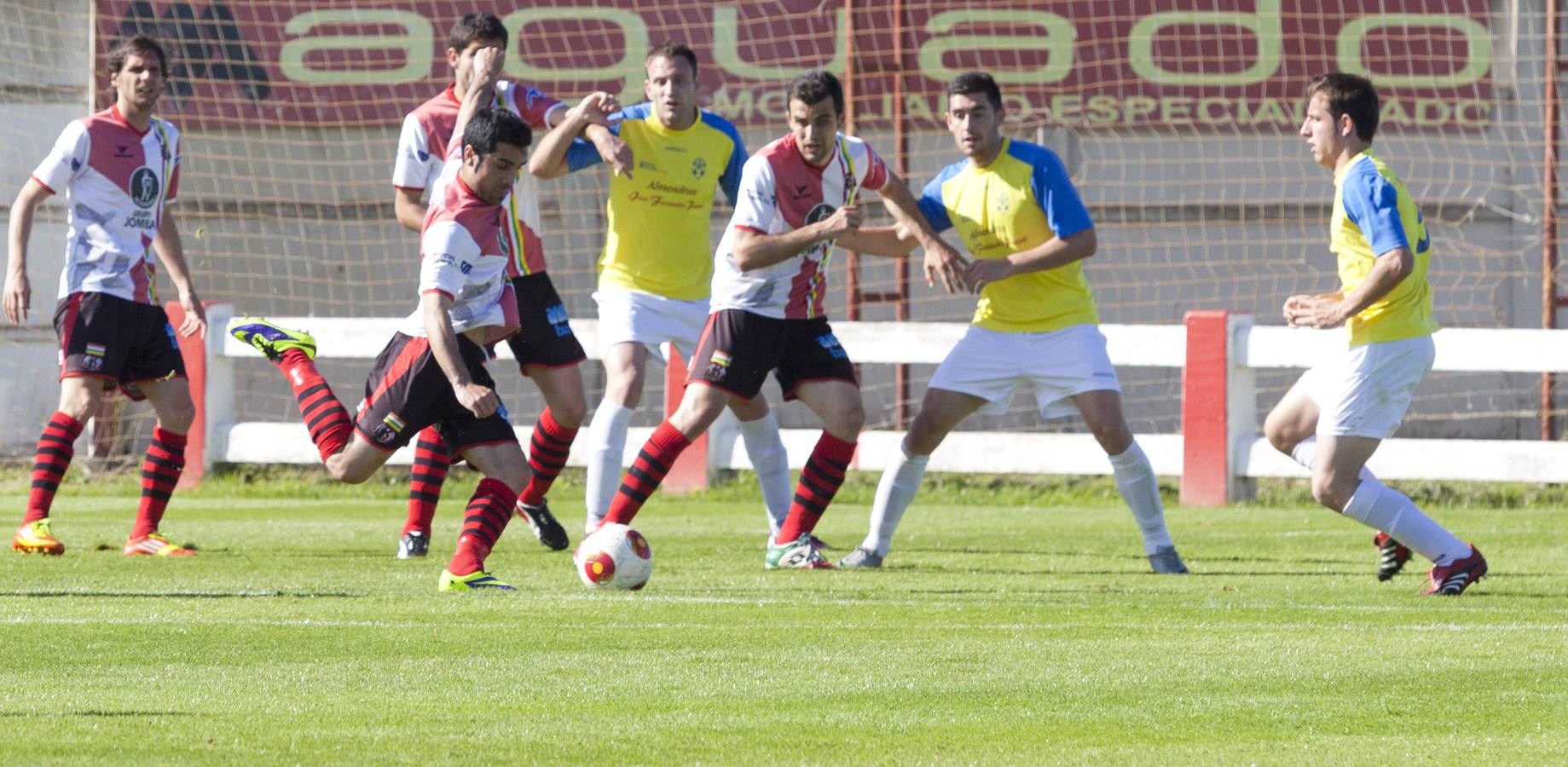 La penúltima jornada de Tercera en imágenes