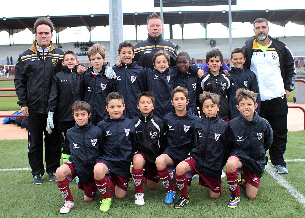 Medio centenar de equipos participan en el VII Torneo Comillas-Loyola (II)