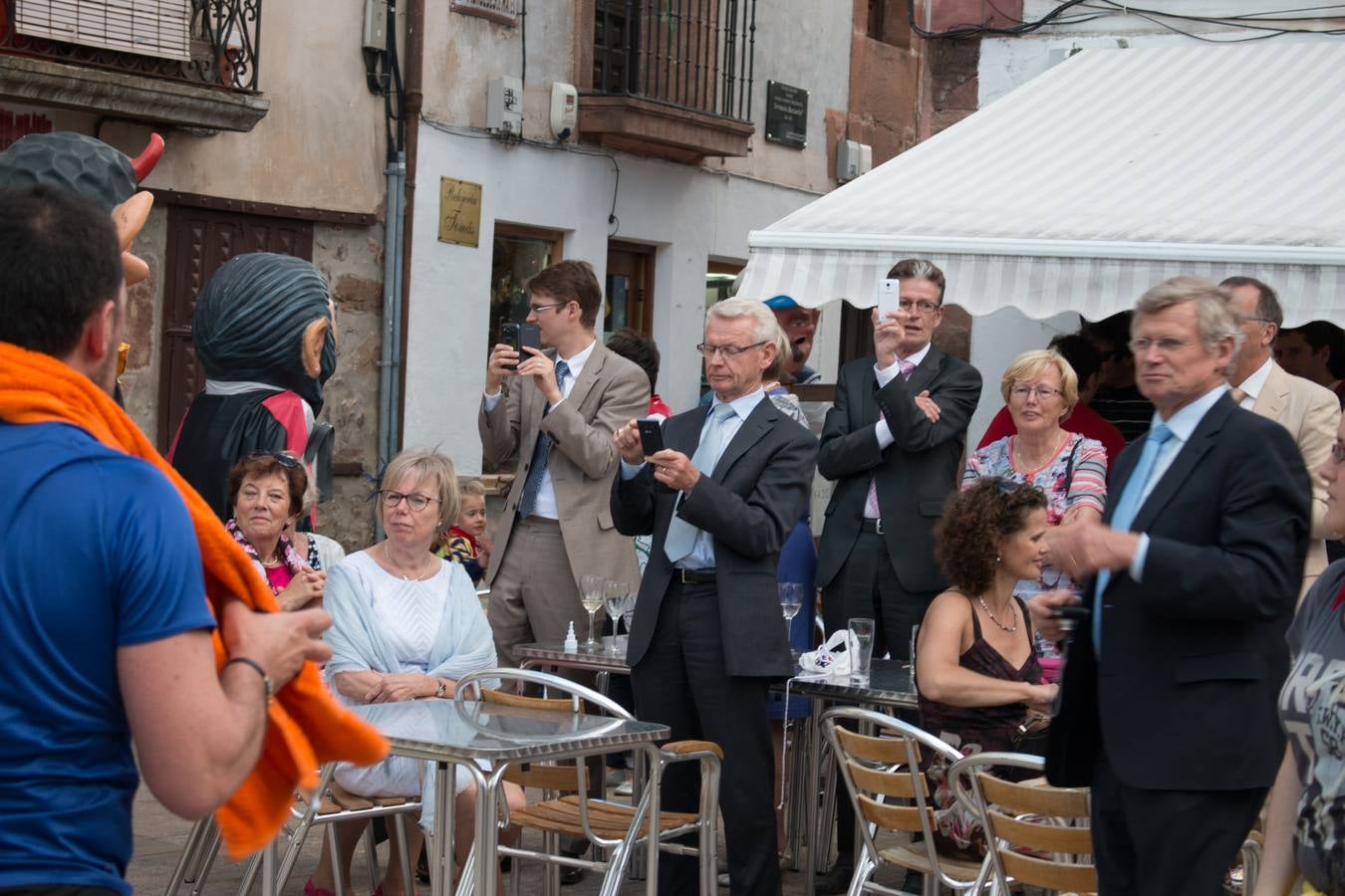 Primer día de las fiestas por Santa Bárbara en Ezcaray