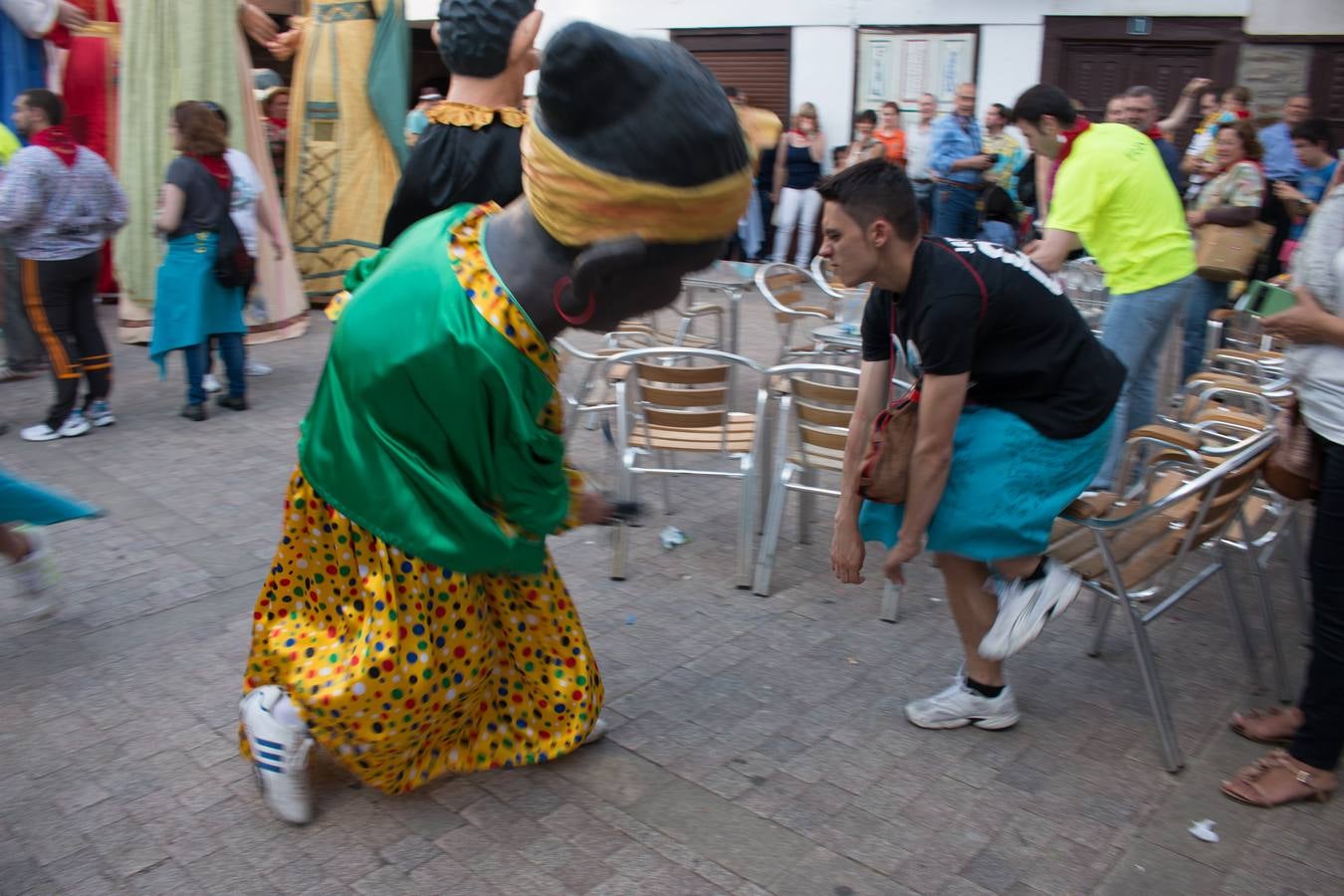 Primer día de las fiestas por Santa Bárbara en Ezcaray