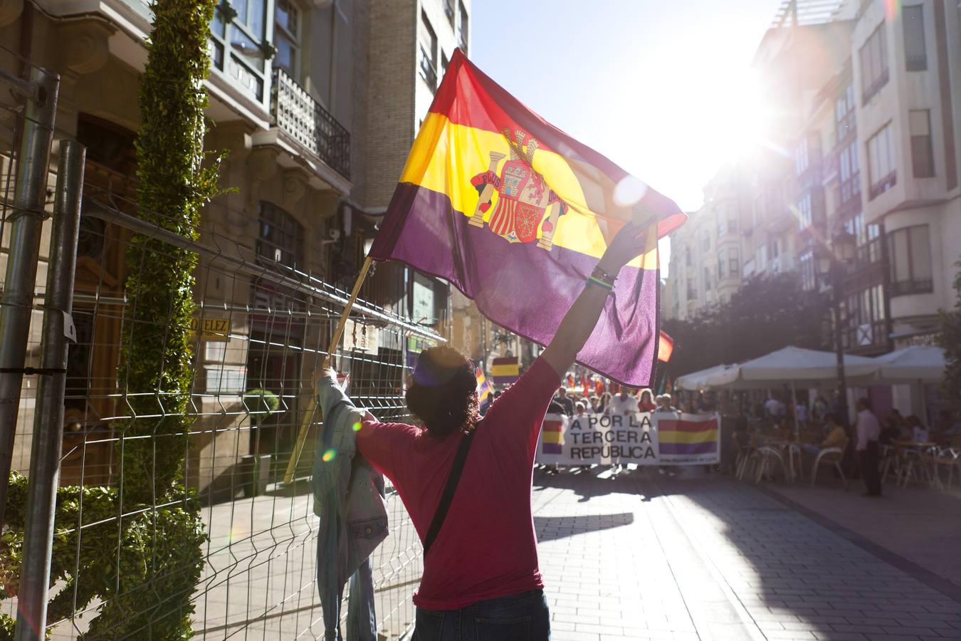 Unas 400 personas se reúnen en Logroño &#039;por la consulta ciudadana&#039; sobre la República