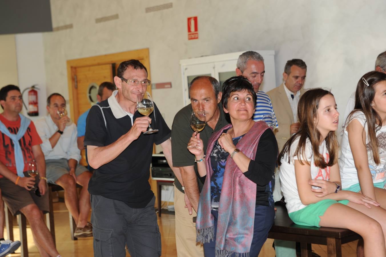 El público disfrutó una copa de vino al final del Torneo Marqués de Riscal