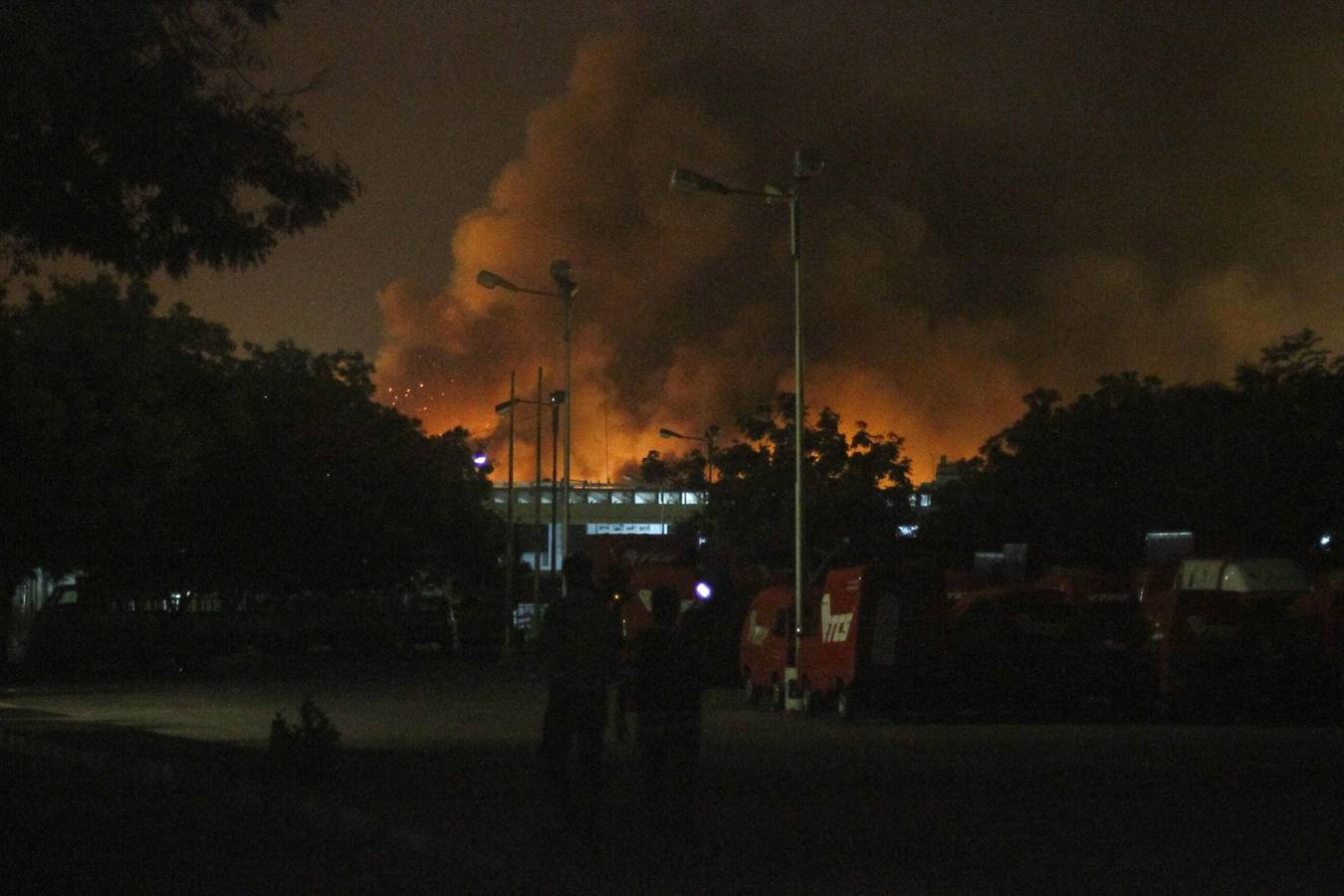 Alerta en Karachi tras un ataque terrorista al aeropuerto