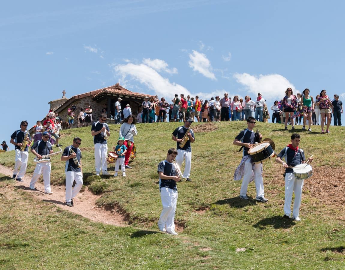 La romería a Santa Bárbara, en el día grande de las fiestas de Ezcaray