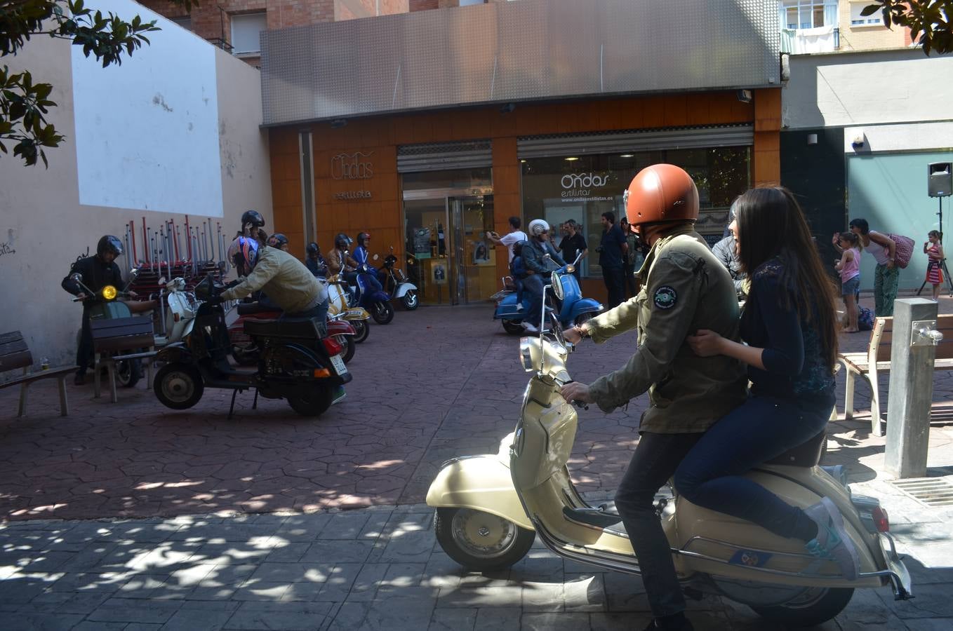 Calahorra disfruta de una concentración de scooters