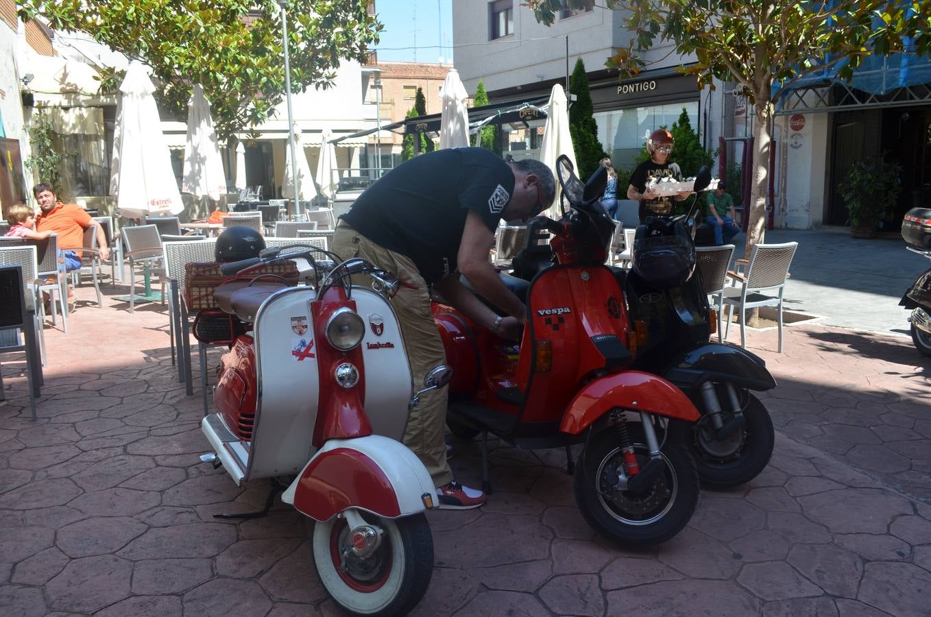 Calahorra disfruta de una concentración de scooters