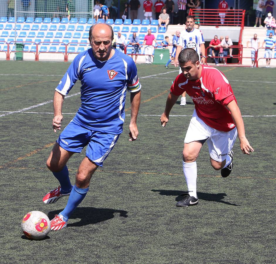 Triangular con el Club Deportivo Logroñés de Veteranos, Zaragoza y Villegas