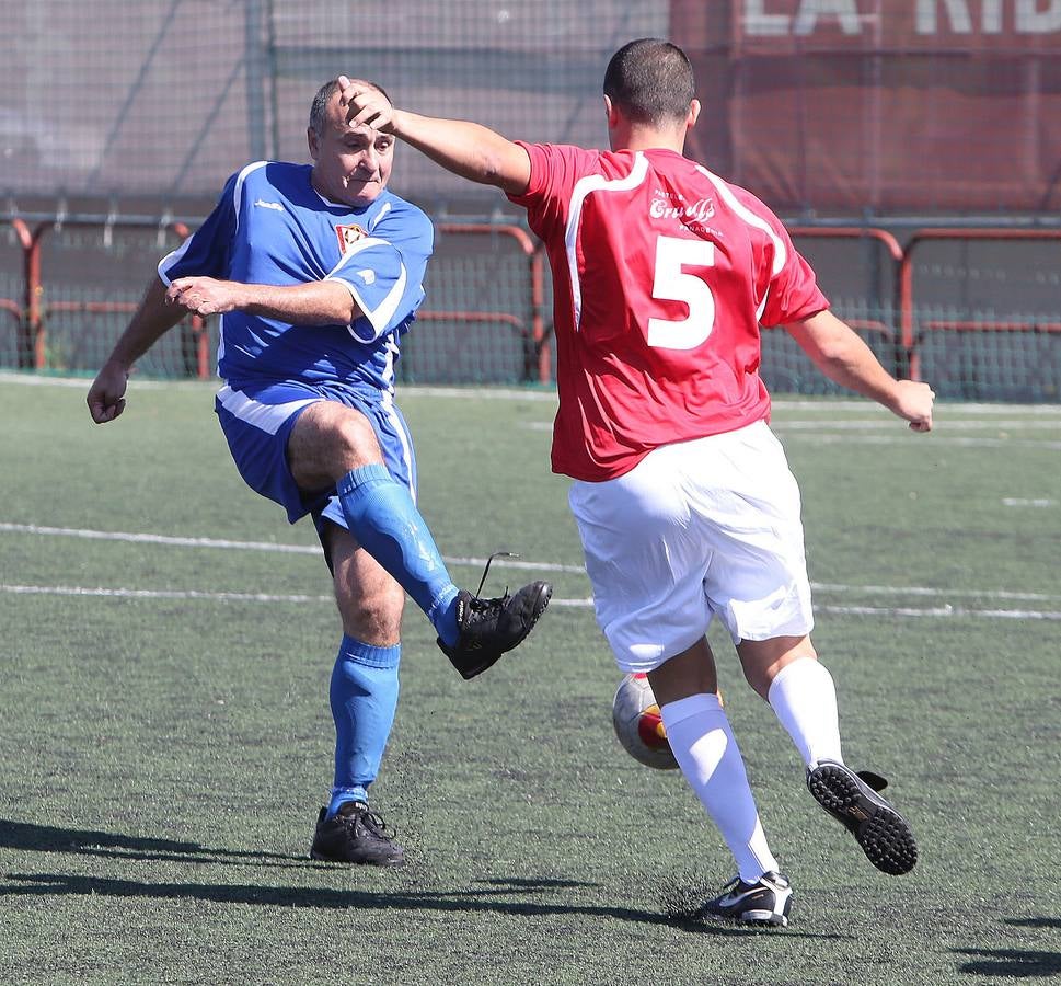 Triangular con el Club Deportivo Logroñés de Veteranos, Zaragoza y Villegas