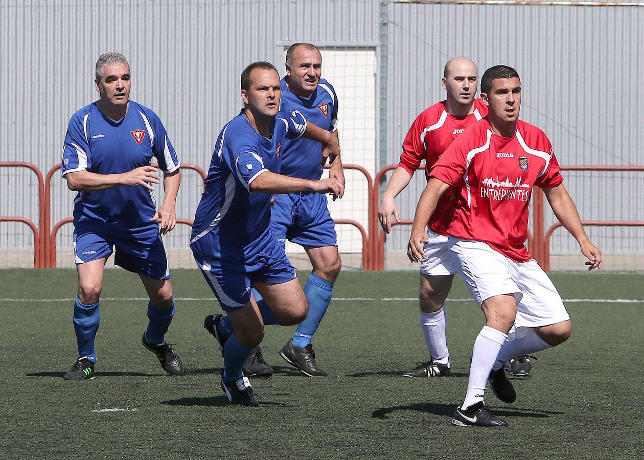 Triangular con el Club Deportivo Logroñés de Veteranos, Zaragoza y Villegas