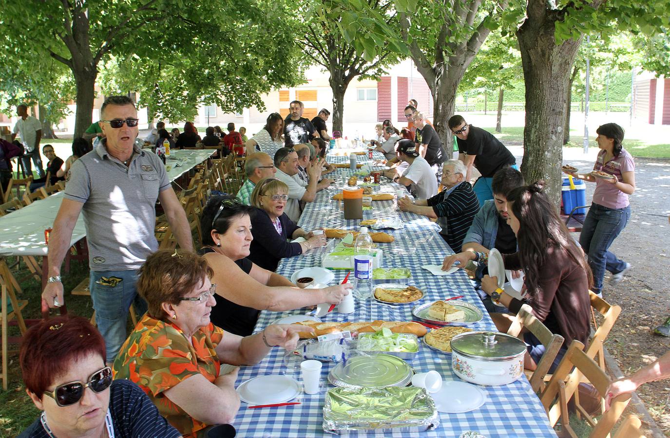 Comida de hermandad del barrio de San Antonio