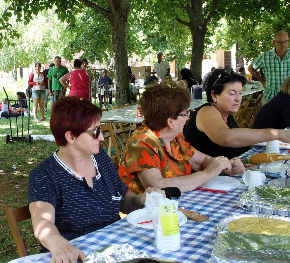 Comida de hermandad del barrio de San Antonio