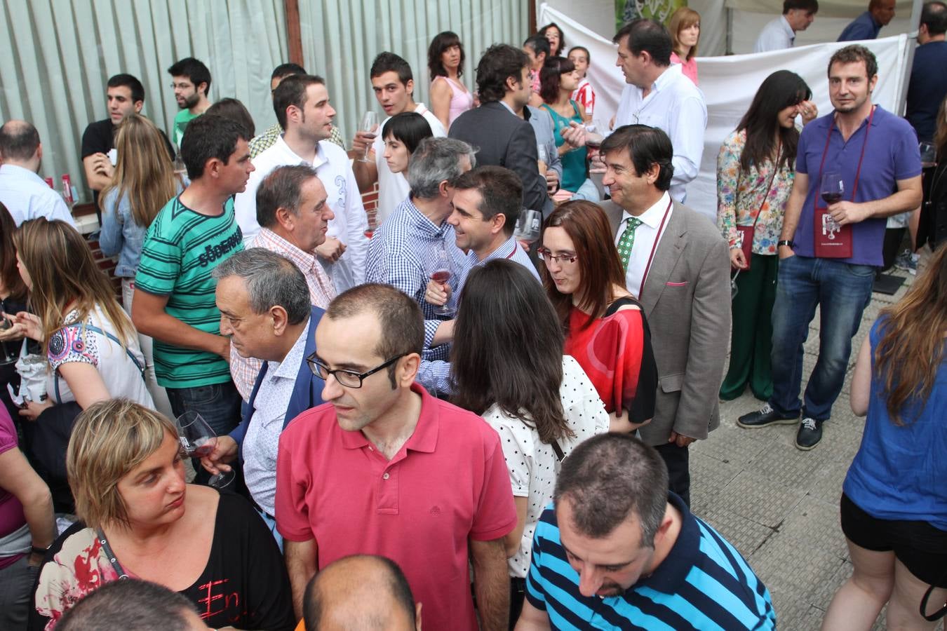 Ambiente en el Riojano, Joven y Fresco (2)