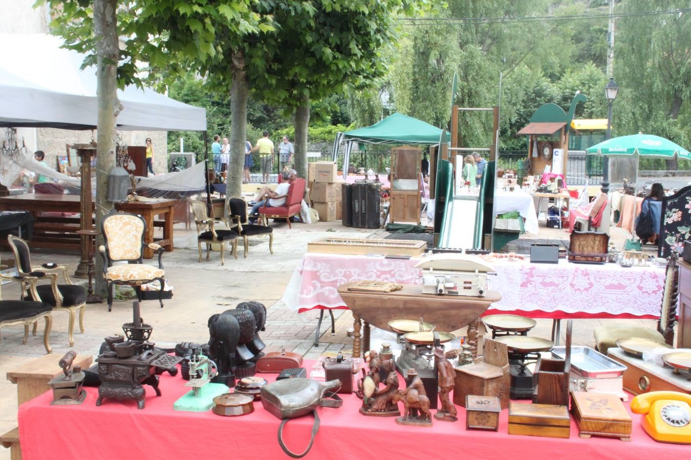 V Feria Internacional de Antiguedades de Munilla