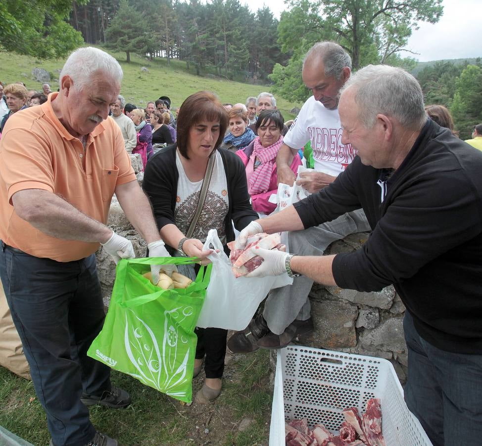 Villoslada celebra la Caridad Grande en Lomos de Orios (I)